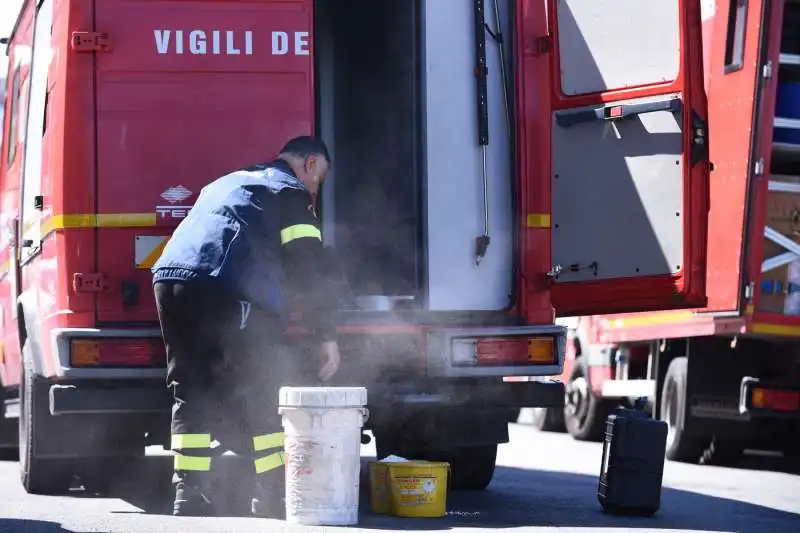 busta sospetta al quartier generale della lavazza a torino 10