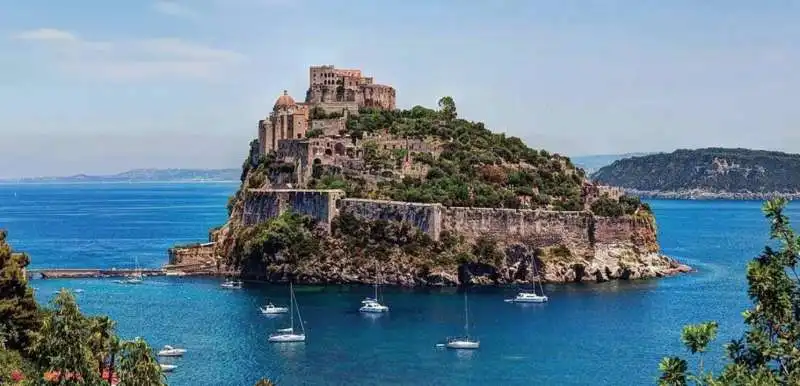 castello aragonese napoli