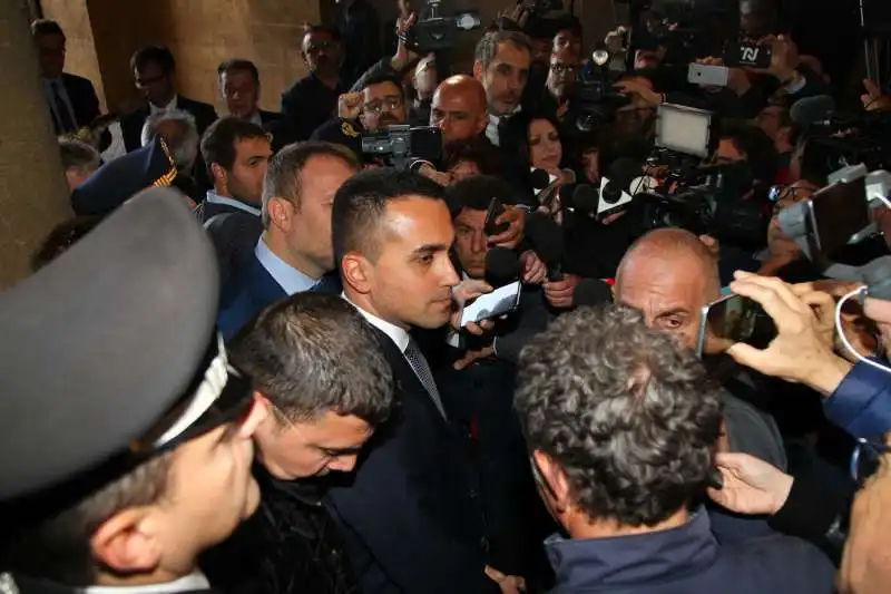 di maio in prefettura a taranto 6