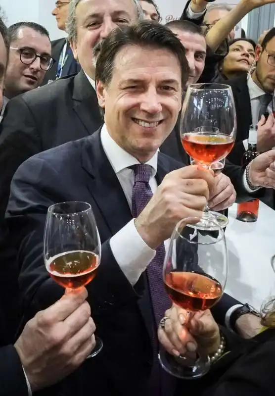 giuseppe conte a vinitaly