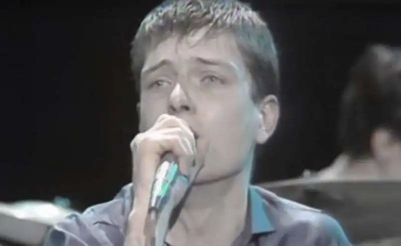 ian curtis 2