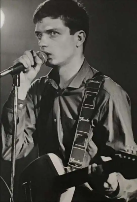 ian curtis 5