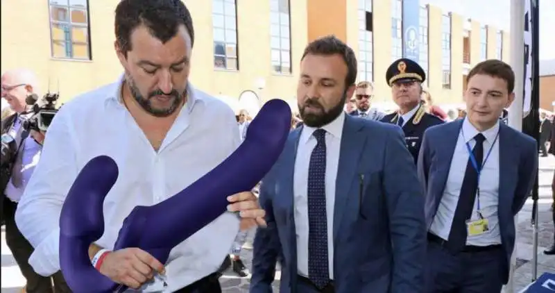 IL MITRA DI MATTEO SALVINI BY LUGHINO