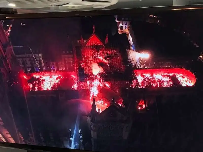 incendio a notre dame 55