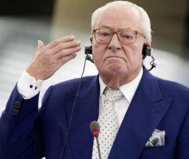 l'ultimo discorso di jean marie le pen al parlamento europeo 6