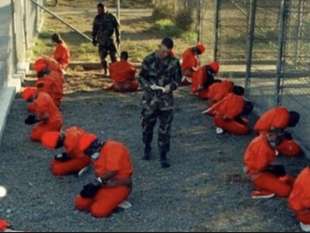 la prigione di guantanamo 13