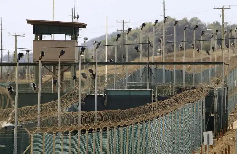 la prigione di guantanamo 6