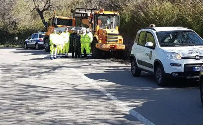 la strada chiusa a polizzi generosa 6