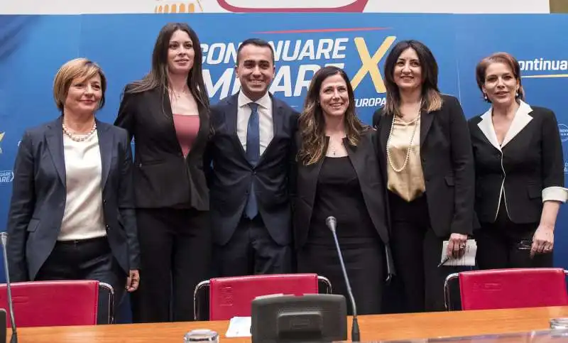 LUIGI DI MAIO E LE 5 DONNE CAPOLISTA DEL M5S ALLE EUROPEE