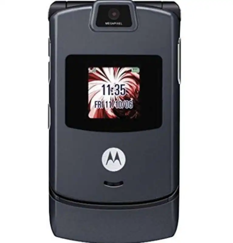 motorola razr v3 8