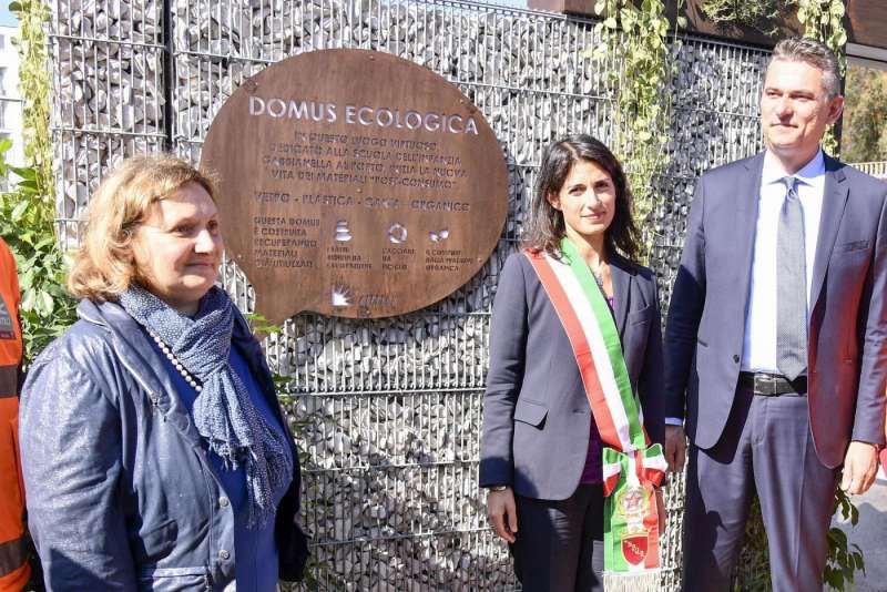 pinuccia montanari virginia raggi lorenzo bagnacani