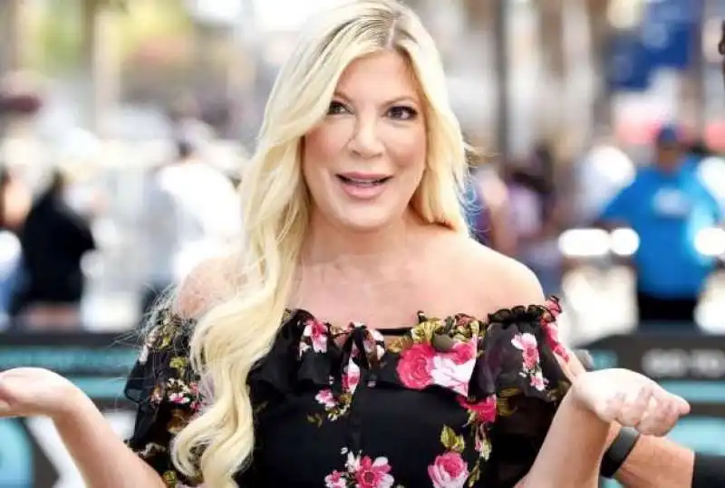 tori spelling 3