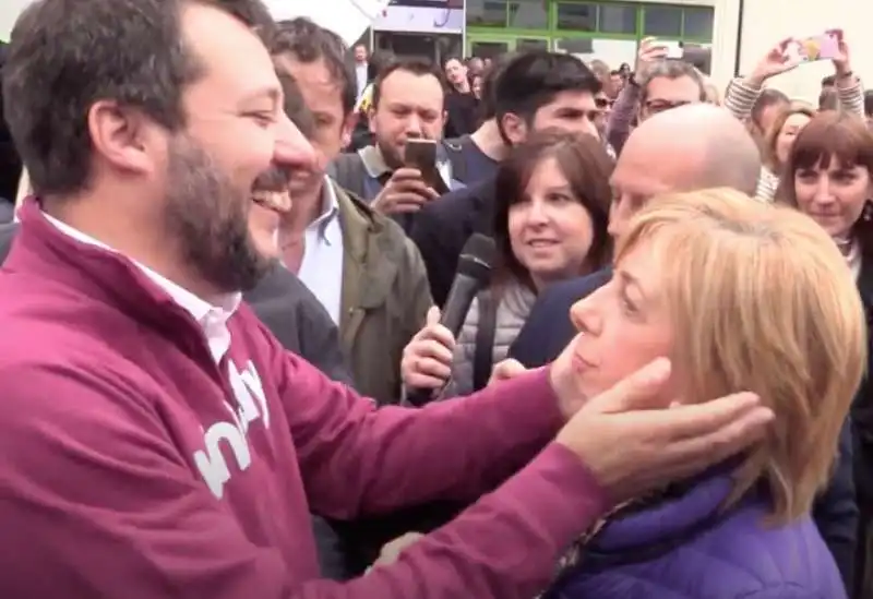 VINITALY - SALVINI E LA SIGNORA CHE GLI CHIEDE DI MOLLARE DI MAIO