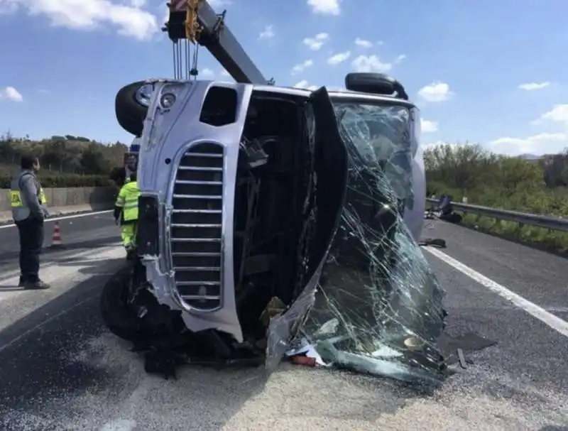 zagarolo   un tir si scontra contro un pullman di bambini in gita 1