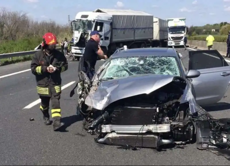 zagarolo   un tir si scontra contro un pullman di bambini in gita 7