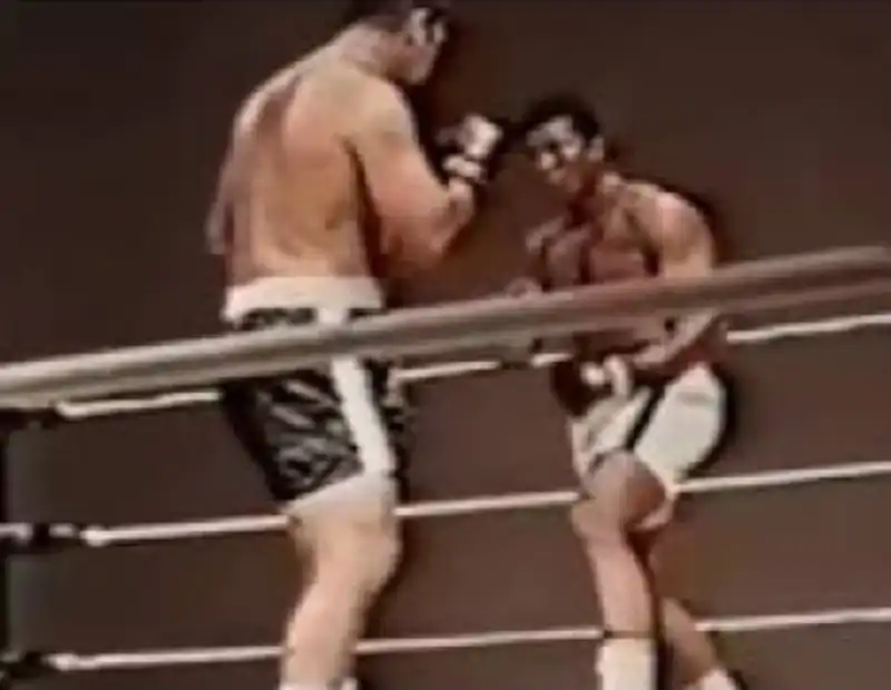 ALI VS MARCIANO - THE SUPER FIGHT