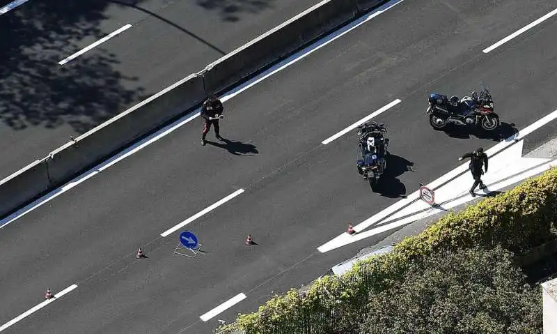 controlli  carabinieri via aurelia foto mezzelani gmt01