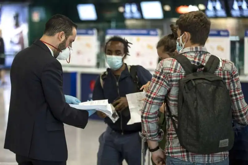 coronavirus   controlli fiumicino 1