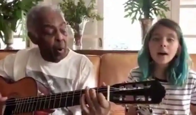 GILBERTO GIL CANTA VOLARE