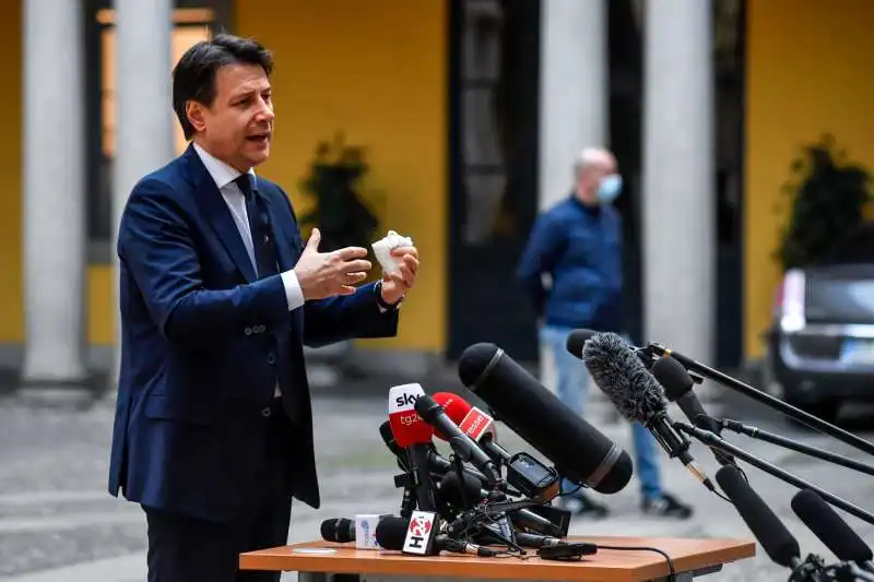 giuseppe conte a milano 2