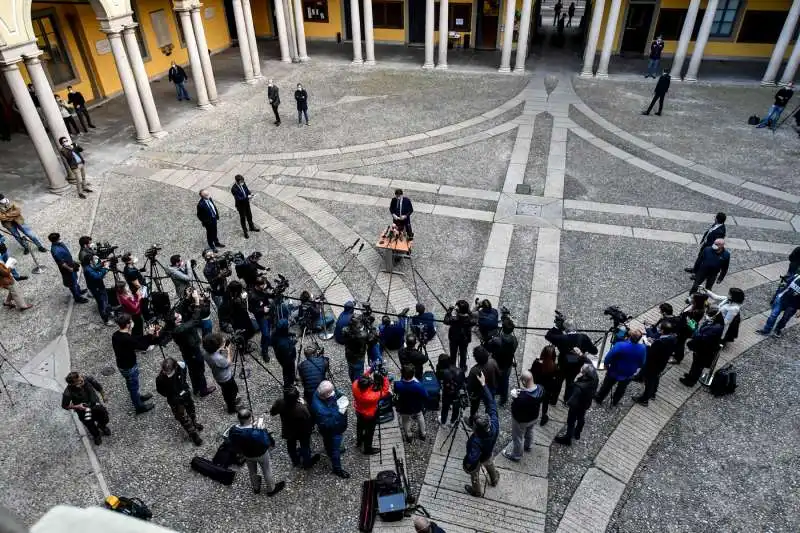 giuseppe conte a milano 3