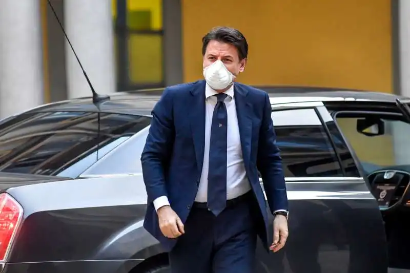 giuseppe conte a milano 6