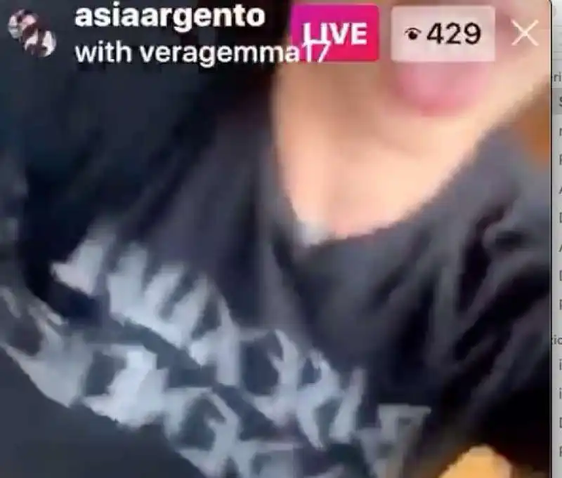 il video di asia argento e vera gemma  4