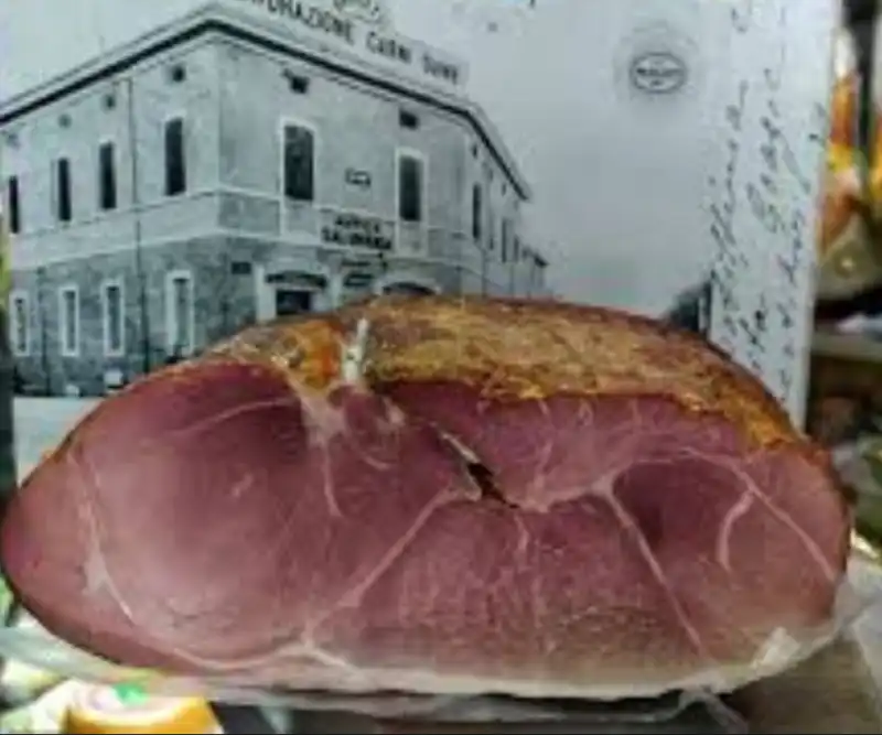 lauro salumeria