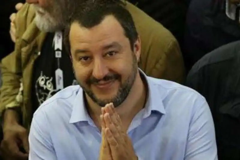 SALVINI PREGA