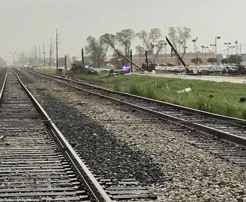 tornado in mississippi  2