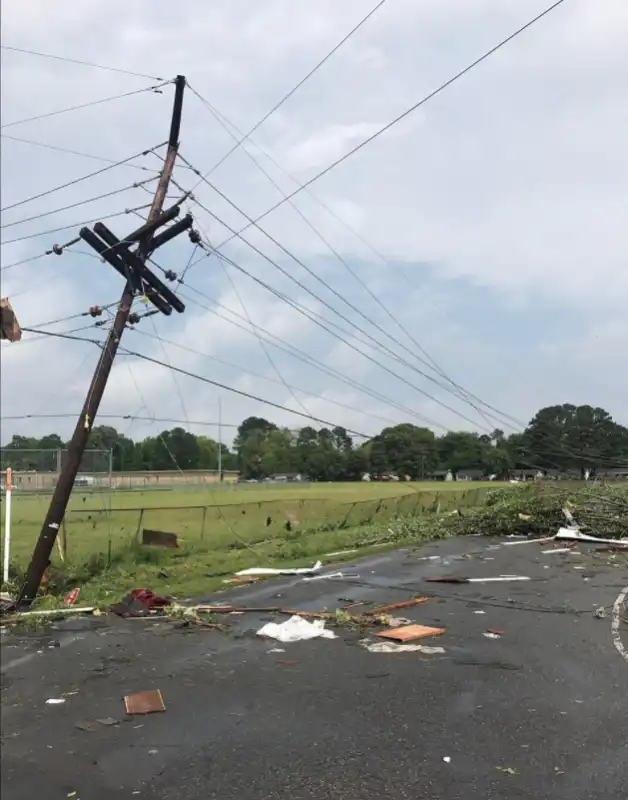 tornado in mississippi  31