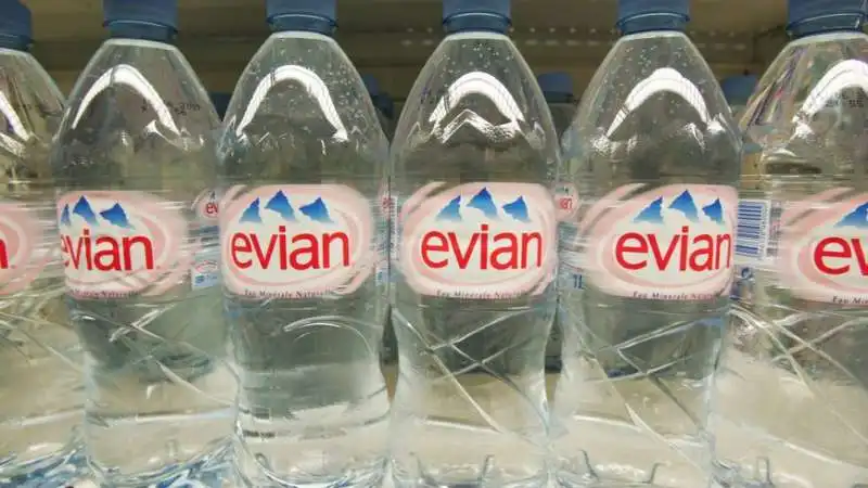 acqua evian 2