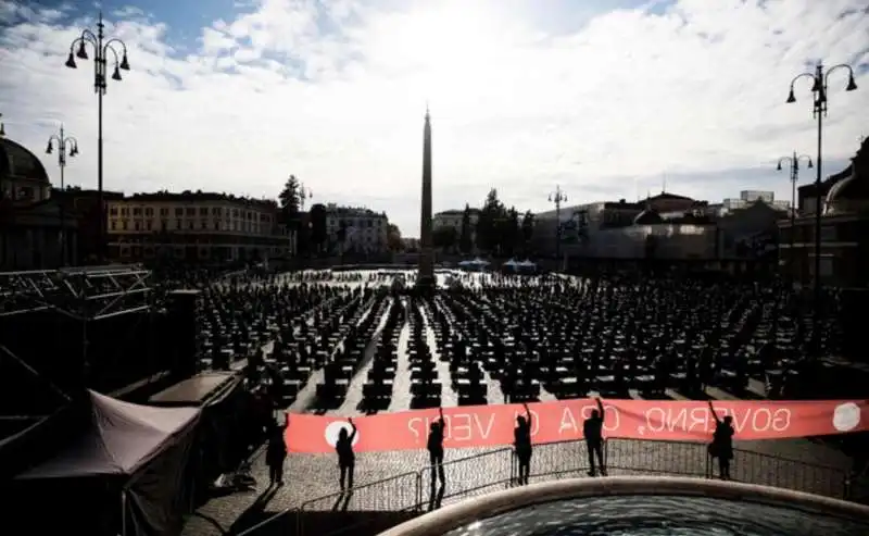 bauli in piazza del popolo a roma 11