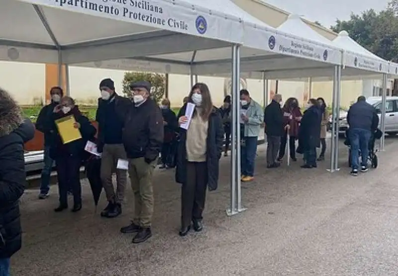 code per il vaccino astrazeneca a palermo 10