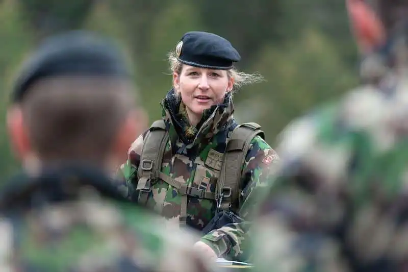 donne esercito svizzera 2