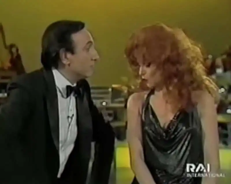 duetto pippo baudo milva   al paradise 12