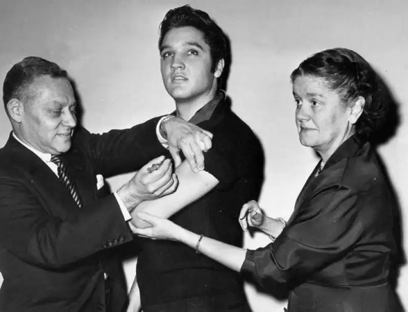 elvis presley e il vaccino contro la poliomelite 2