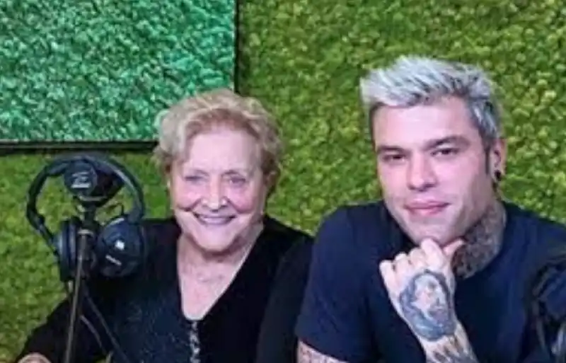  fedez con la nonna