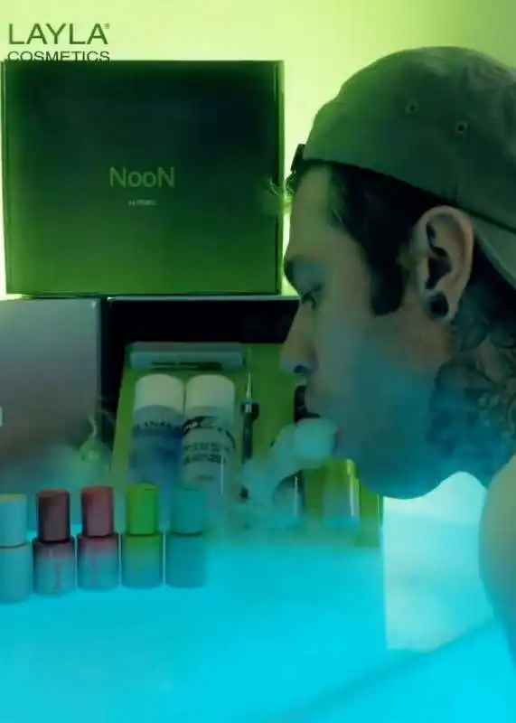 fedez linea smalti noon 1