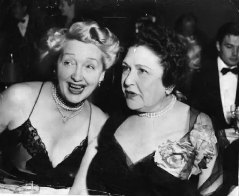 hedda hopper e louella parsons 4