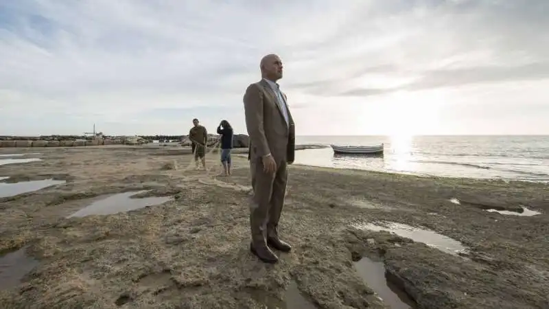 il commissario montalbano   la rete di protezione 6