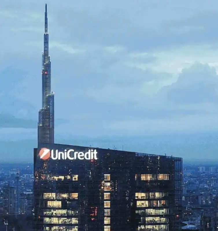 IL QUARTIER GENERALE UNICREDIT A MILANO