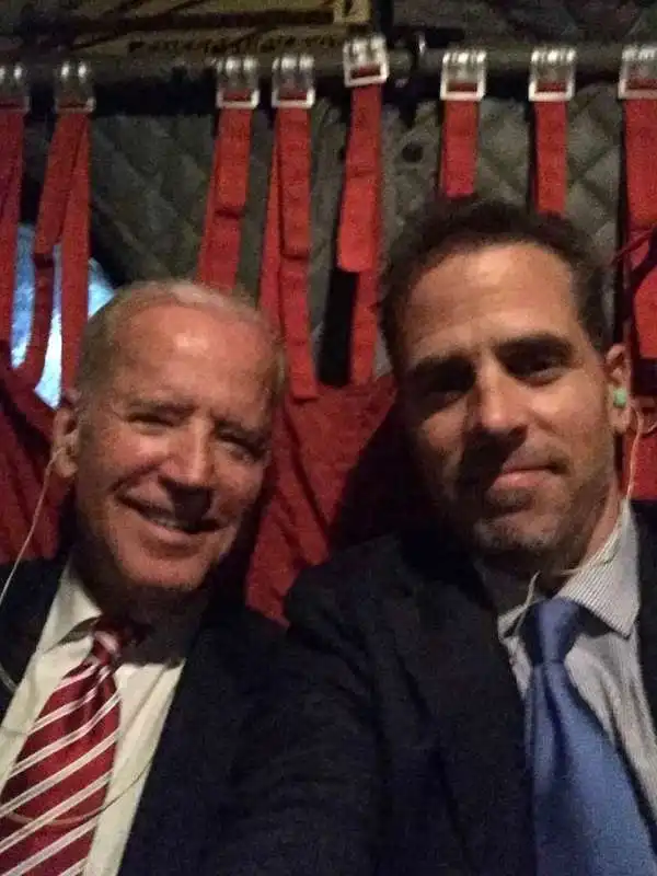 JOE BIDEN E FIGLIO