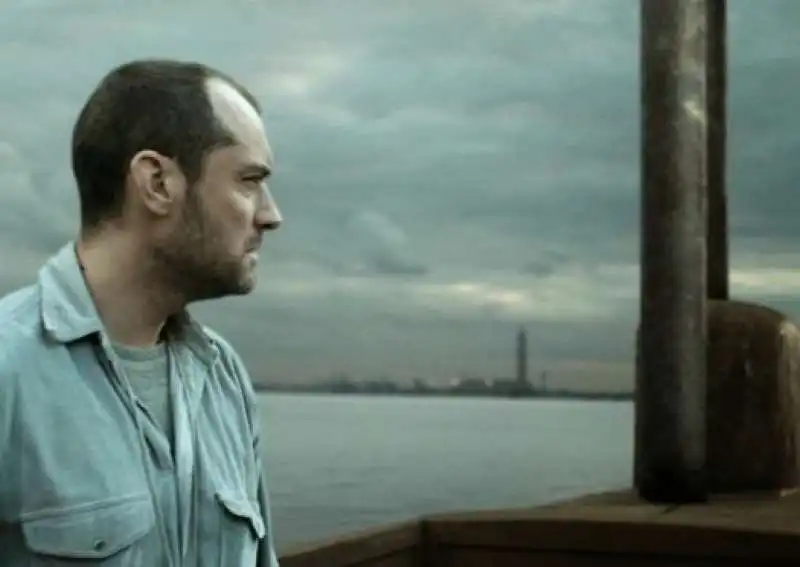 jude law   black sea  5