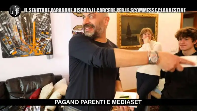 lo scherzo de le iene a gianluigi paragone