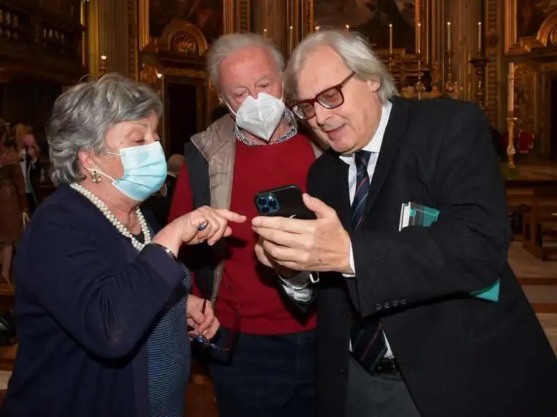 mario segni con la moglie e vittorio sgarbi  foto di bacco