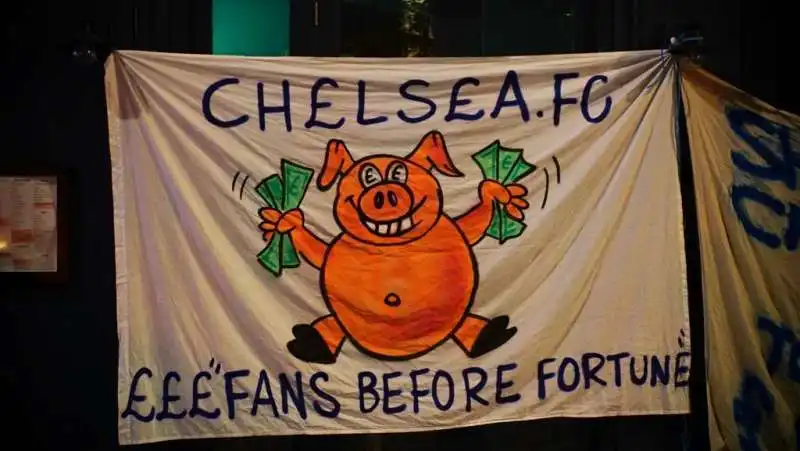 proteste tifosi chelsea 9