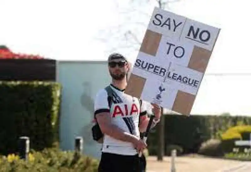 proteste tottenham