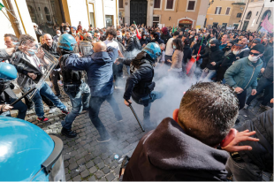 scontri tra ristoratori e polizia davanti montecitorio 15