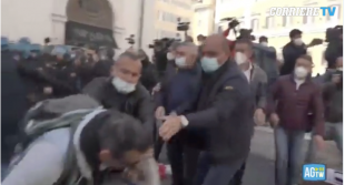 scontri tra ristoratori e polizia davanti montecitorio 19